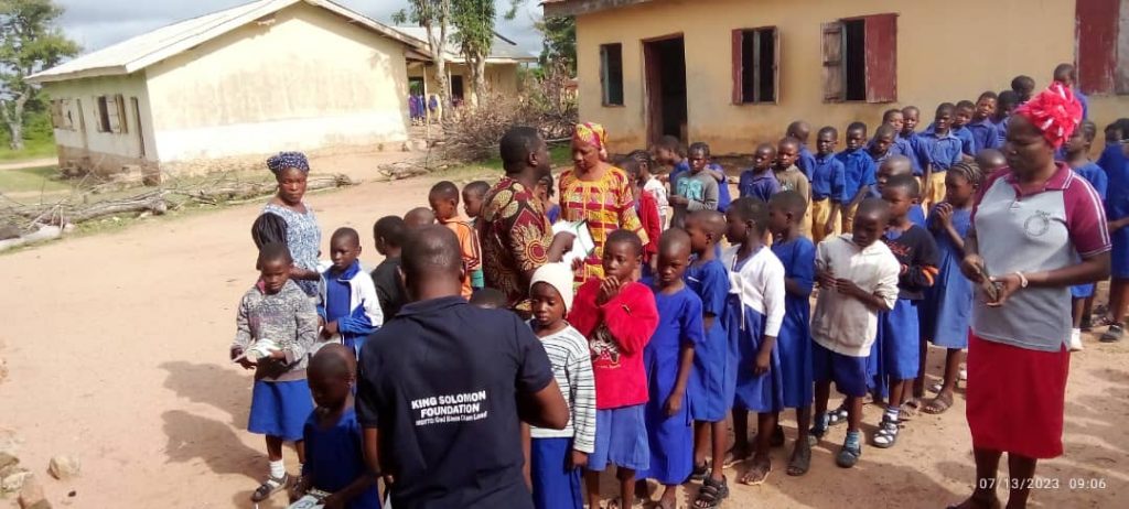 Business Magnate, Chairman Skyfree Travels, Solomon Olowonawu, Donates Learning Materials To Kogi Students