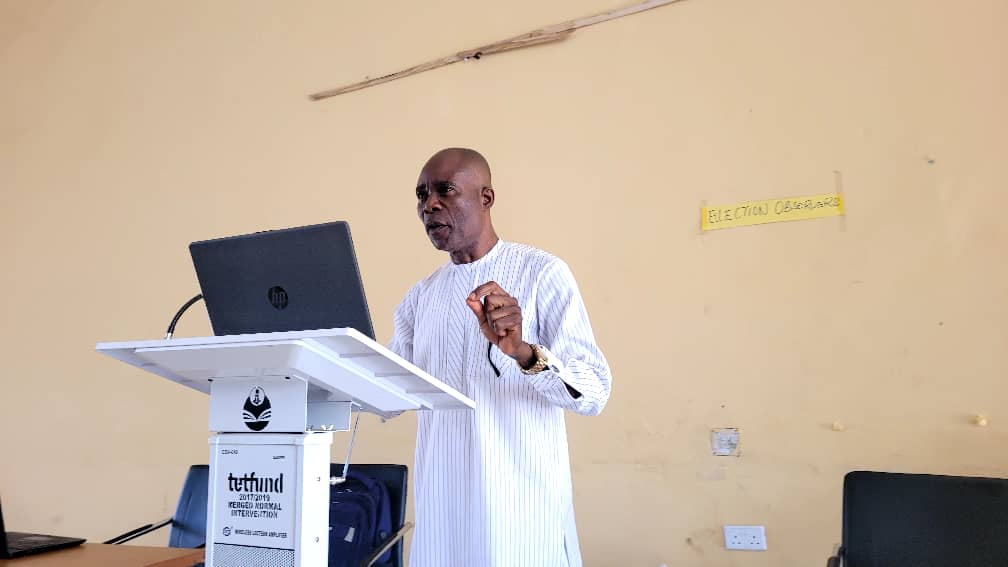 Associate Professor Hinmikaiye Solomon makes an impactful visit to Kogi State University Kabba, delivering a free lecture to students as a significant contribution to the institution's development