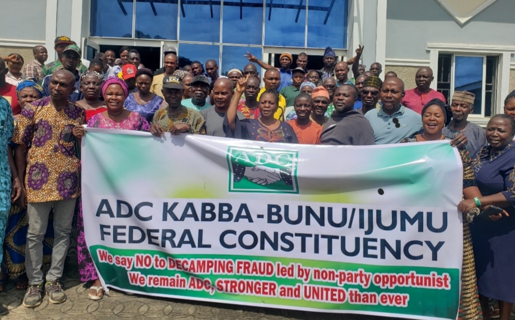 The leadership of the African Democratic Congress (ADC) in Kabba-Bunu/Ijumu has vehemently denied the news circulating that its members have decamped to the ruling All Progressives Congress (APC). This declaration was made during a stakeholders meeting of the party today in Kabba.