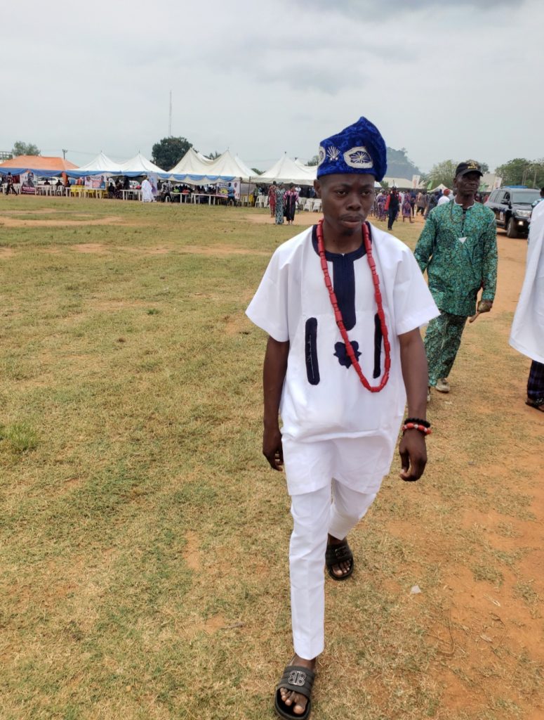 Prince Ibinaye Juwon Ayomide Congratulates HRM Oba Ibinaye Folorunsho Michael, Obajemu of Oweland, on His 18th Coronation Anniversary