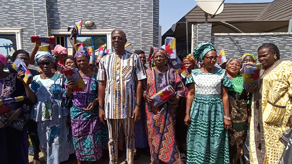 Former Speaker Kolawole Spreads Joy to Widows and Widowers in Kabba/Bunu Ijumu Federal Constituency