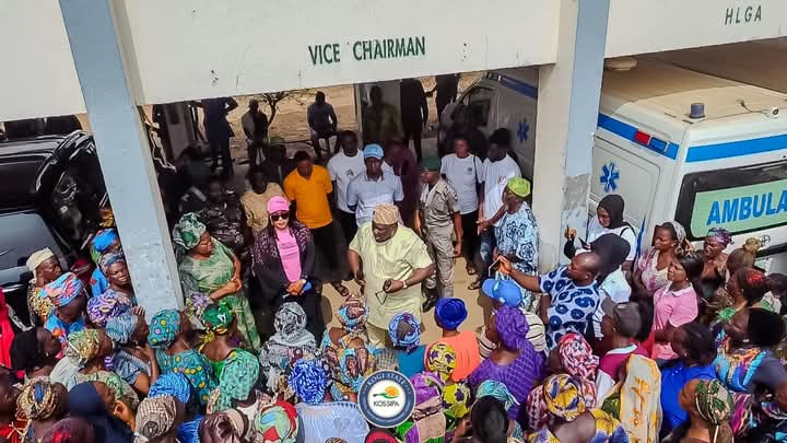 DATA CAPTURING: Hon (Barr.) Zacchaeus Dare Michael Receives KOSSIPA Coordinator, Hajiya Aishat Oyiza Omade, Team To Kabba/Bunu LGA