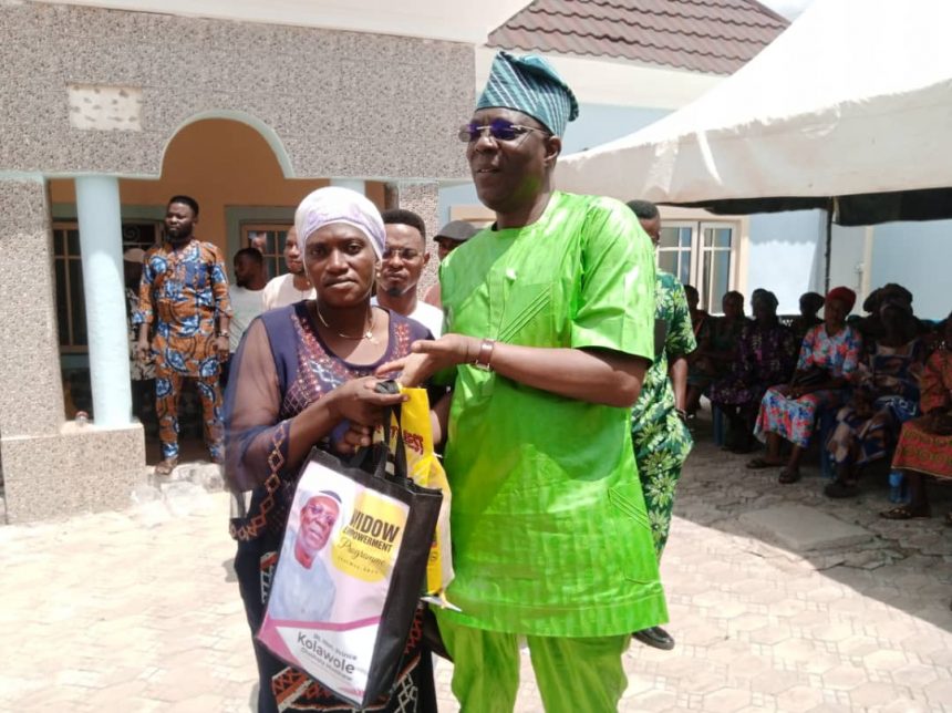 Ex-Kogi Speaker, Prince Kolawole Empowers Over 250 Widows in Kabba Bunu/Ijumu Federal Constituency