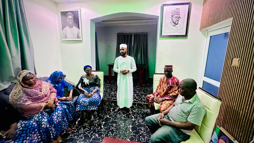 Kogi Governor’s Aide, Oladele John Nihi, Champions Empowerment and Civic Participation for Aiyegunle Gbede Women